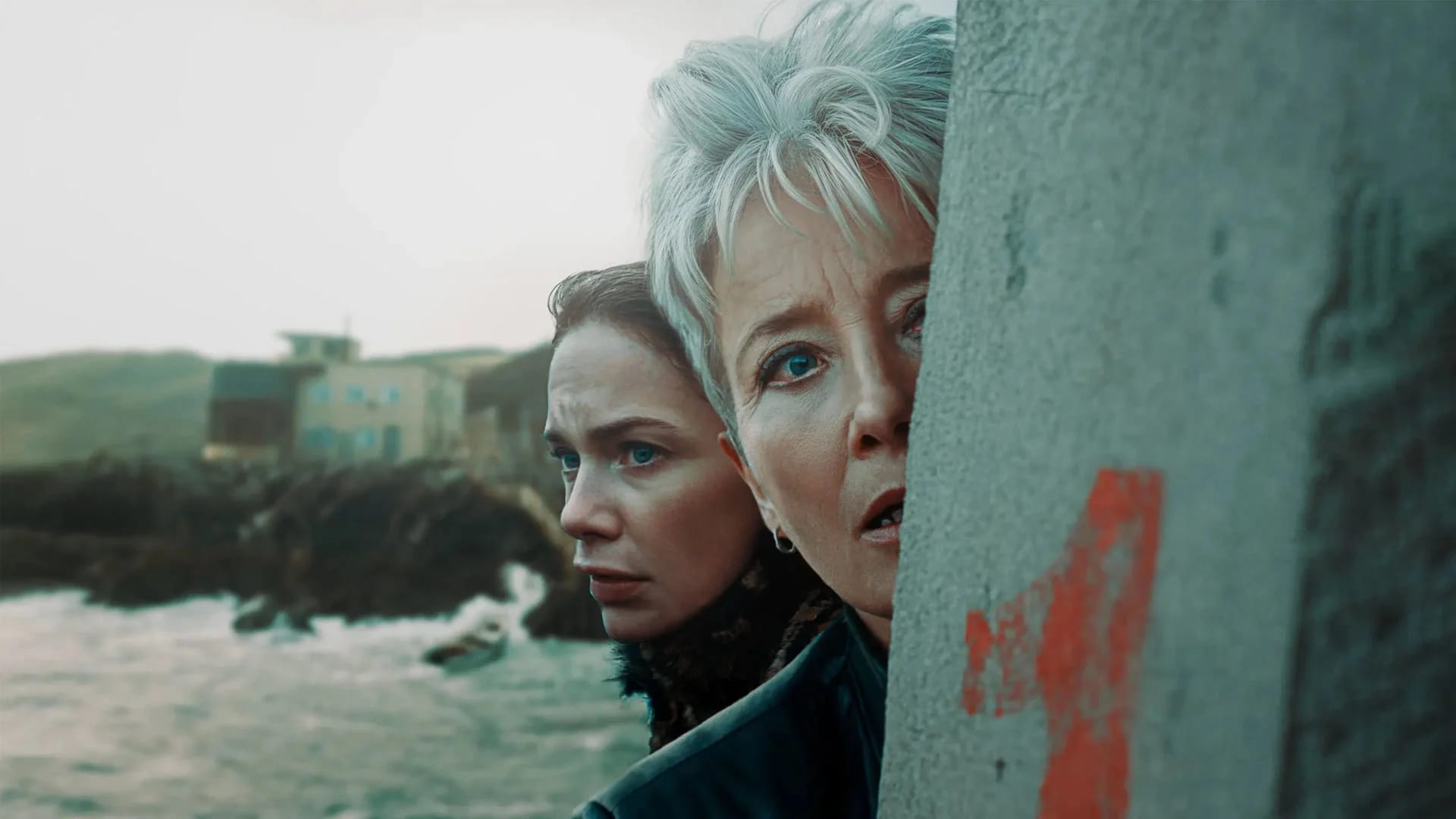 جاده پایین گورستان