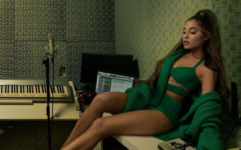 نامزدهای گلدن گلوب از نگاه مجله‌ی Vogue+ عکس