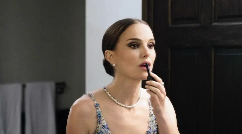 ناتالی پورتمن در پشت صحنه‌ی مراسم Governors Awards 2025