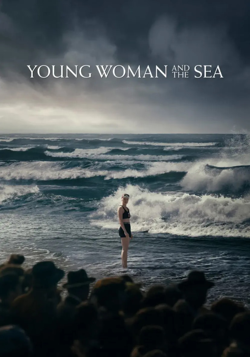 زن جوان و دریا